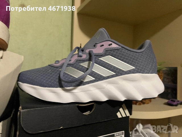 Маратонки Adidas 