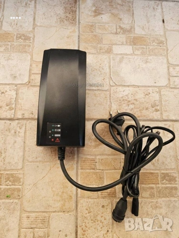 Зарядни за Ел. Велосипеди , снимка 4 - Велосипеди - 53413809