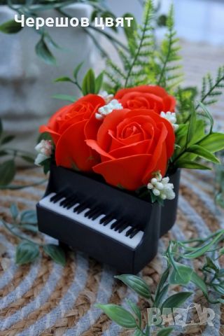 Декорация пиано със сапунени цветя, букет, рози, снимка 4 - Стайни растения - 45256196