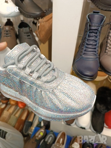 дамски обувки , снимка 2 - Дамски ежедневни обувки - 53226145