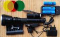Ловен прожектор с 3 батерии, снимка 1 - Оборудване и аксесоари за оръжия - 45343658