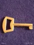 Стар ключ от соца за шкаф, ракла за КОЛЕКЦИЯ ДЕКОРАЦИЯ АРТ ИНСТАЛАЦИЯ 39596, снимка 3