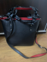 Дамска чанта - черна, снимка 1 - Чанти - 45070018