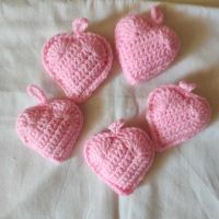  Ръчно изработени плетени играчки - Сърца, снимка 1 - Други - 45279534