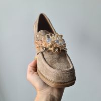 Нови дамски обувки на ток от велур с кристали. Изключително красив и лек модел. , снимка 6 - Дамски обувки на ток - 45261330