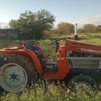 трактор Кубота и Мотокултиватори, снимка 1 - Селскостопанска техника - 45369828