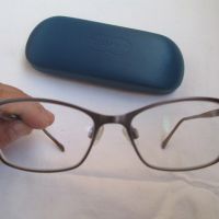 Specsavers титаниеви дамски диоптрични очила., снимка 1 - Слънчеви и диоптрични очила - 45268180