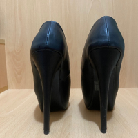 Обувки на висок ток , снимка 2 - Дамски елегантни обувки - 44939477