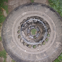 Резервна гума с железна джанта за Мерцедес 195/65/15 , снимка 3 - Гуми и джанти - 45045913