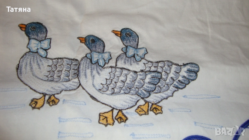 ПОКРИВКИ ЗА МАСА И КЪРПИ  /бродерия/, снимка 1