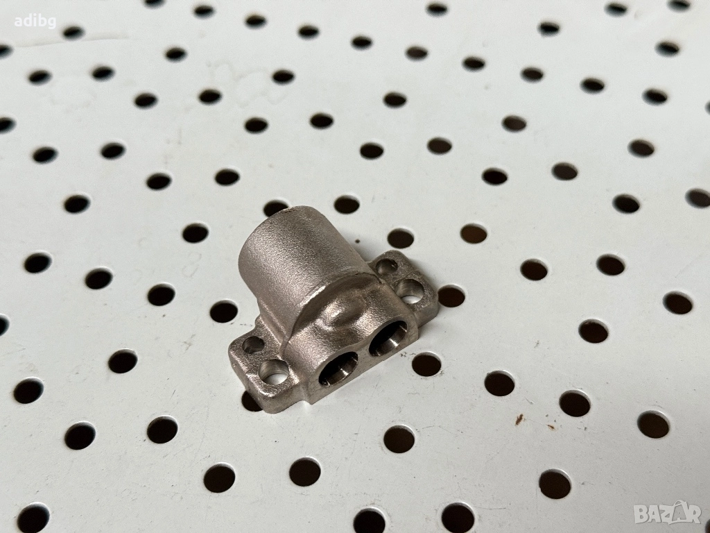 Saeco Vienna İncanto - 2 пътен държач клапан основа Метален, снимка 1