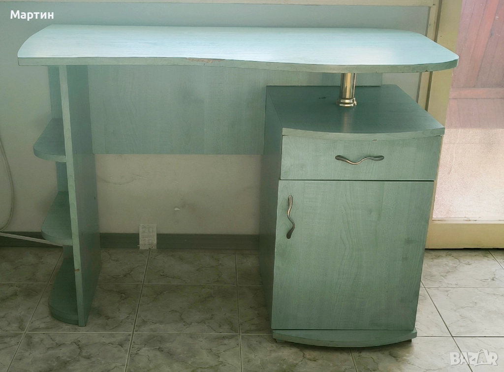 Бюро, снимка 1