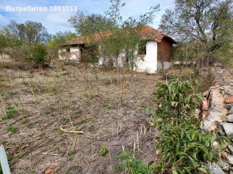 Къща и парцел в село Малък Манастир , снимка 1