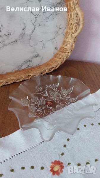 Винтидж стъклена фруктиера/бонбониера с флорални мотиви в перфектно състояние, снимка 1