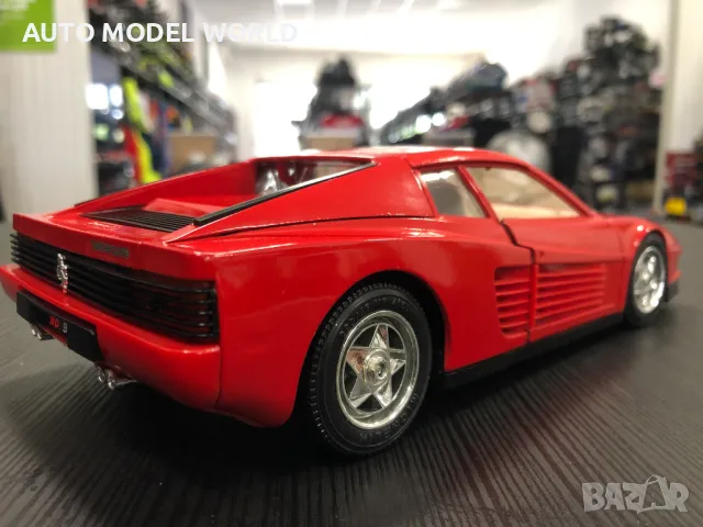 BBURAGO метална колекционерска количка FERARRI TESTAROSSA 1:18, снимка 2 - Колекции - 47162539