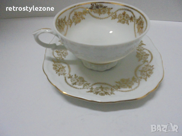 № 8568 Двоен порцеланов сет – чаша с чинийка Bareuther , снимка 2 - Други ценни предмети - 54208067