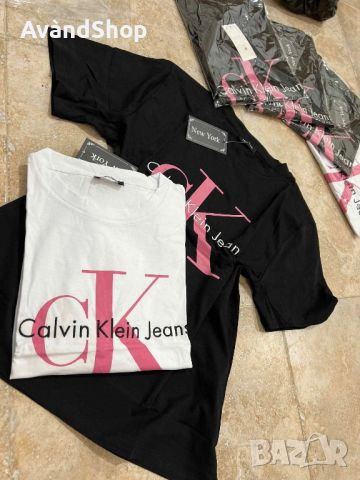 Дамска тениска Calvin Klein, снимка 2 - Тениски - 45528496
