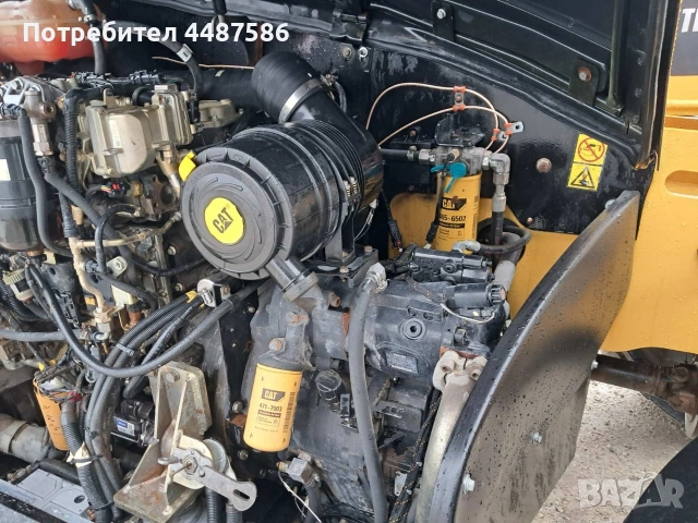 Телескопичен товарач Caterpillar TH407C, снимка 16 - Индустриална техника - 53246711