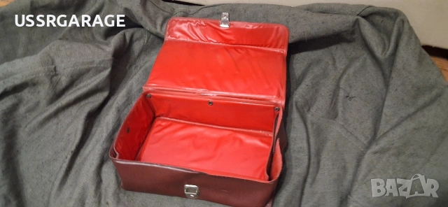 Ретро Съветска Аптечка Руска Руско Газ Уаз Зил Трактор Лада Жигули , снимка 8 - Части - 54037582