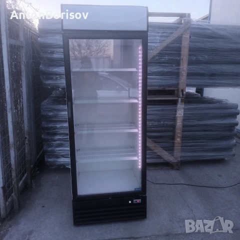 хладилна витрина