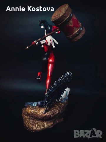 Фигурка на Харли Куин , снимка 2 - Статуетки - 53848991