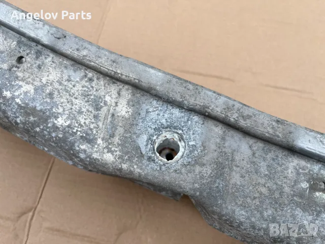 Гредата на предната броня за BMW E39 (фейс), снимка 4 - Части - 49741042