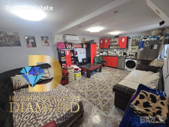 Едноетажна къща в село Средец, обл. Стара Загора, снимка 3 - Къщи - 53996947