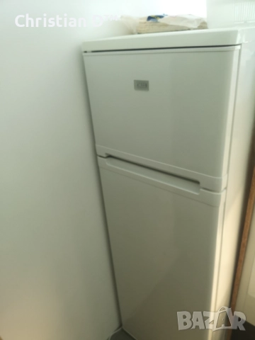 Хладилник Zanussi