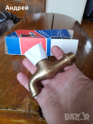 Стар водопроводен вентил,кран, снимка 3 - Други ценни предмети - 54044704