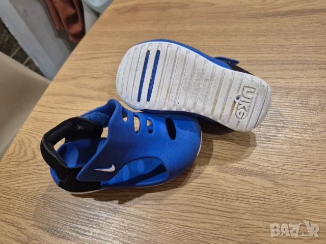 Детски сандали Nike 23,5, снимка 5 - Детски маратонки - 51399552