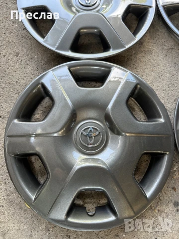 4 броя оригинални тасове за Toyota Yaris 14, снимка 2 - Аксесоари и консумативи - 50894795