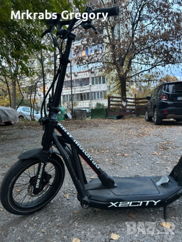 BMW Motorrad X2City – премиум електрически скутер., снимка 2 - Велосипеди - 52582384