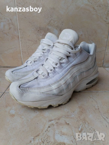 Nike Air Max 95 (GS) White Metallic Silver - СТРАХОТНИ ДАМСКИ МАРАТОНКИ 38.5, снимка 5 - Маратонки - 53916603
