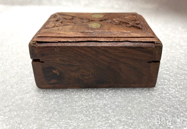 Малка стара Гравирана дървена Кутия за бижута, снимка 7 - Декорация за дома - 51130804