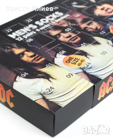 Коледен календар Мъжки чорапи AC/DC Адвент календар 12 чифта, снимка 3 - Коледни подаръци - 53490662