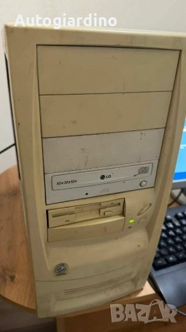 Ретро компютър Windows XP + 17" Samsung монитор – Geforce 2 MX, Floppy, CD-ROM, снимка 5 - За дома - 53785816