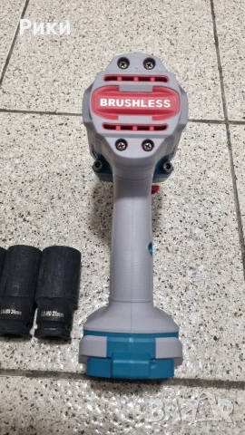 Нов Акумулаторен ударен безчетков гайковерт TOTAL INDUSTRIAL, 1/2", 20 V, 850 Nm, снимка 11 - Винтоверти - 53765945