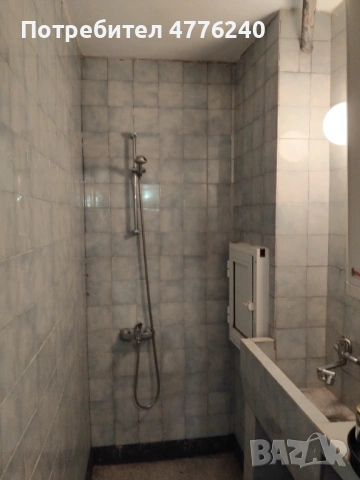 Тристаен панелен апартамент в гр. Айтос , снимка 10 - Апартаменти - 53970678