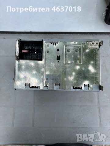 Оригинално радио за Audi A3, снимка 3 - Части - 53800010