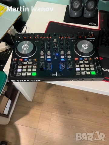 Native instruments traktor s4 mk2, снимка 5 - Ресийвъри, усилватели, смесителни пултове - 53592632
