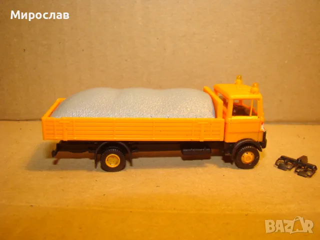 PRALINE H0 1/87 MERCEDES BENZ КАМИОН МОДЕЛ КОЛИЧКА, снимка 4 - Колекции - 48778895