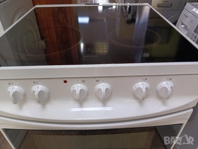Свободно стояща печка с керамичен плот VOSS Electrolux с две години гаранция!, снимка 4 - Печки, фурни - 52543923