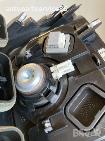 Централна конзола с въздушни отвори 2.2 MZR-CD 173HP за Mazda CX-7 (2011) EH4555210, снимка 2 - Части - 53682694