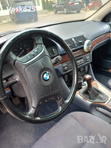 BMW 520, снимка 5 - Автомобили и джипове - 51854772