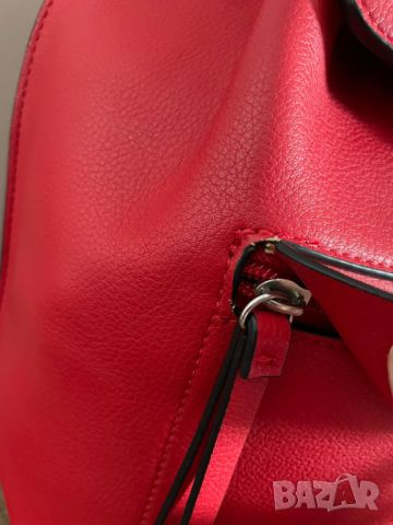 Zara червена кожена раница, снимка 12 - Раници - 45717141
