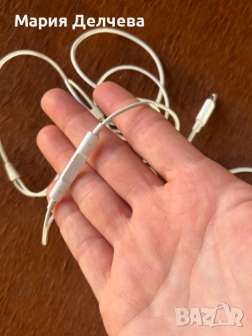 Слушалки за Айфон , снимка 4 - Слушалки, hands-free - 51726440