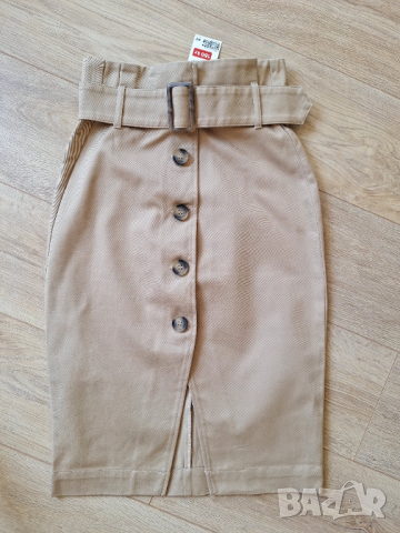 Страхотна пола H&M, снимка 3 - Поли - 38198850