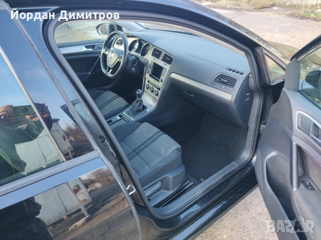 Volkswagen Golf VII 1.6 TDI , снимка 9 - Автомобили и джипове - 52628323