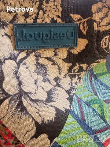 Продавам нова дамска чанта Desigual, снимка 4 - Чанти - 52114795