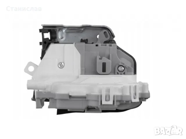 Audi A1 8X Брава за задна дясна врата , снимка 6 - Части - 50165889